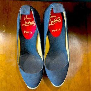 SALE!! Louboutin canvas formentera espadrilles